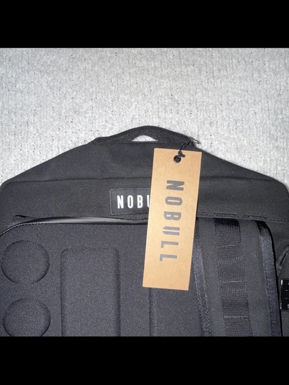 NOBULL Black Hiking Backpack, Zipper Closure, Unisex Adults, New with Tags